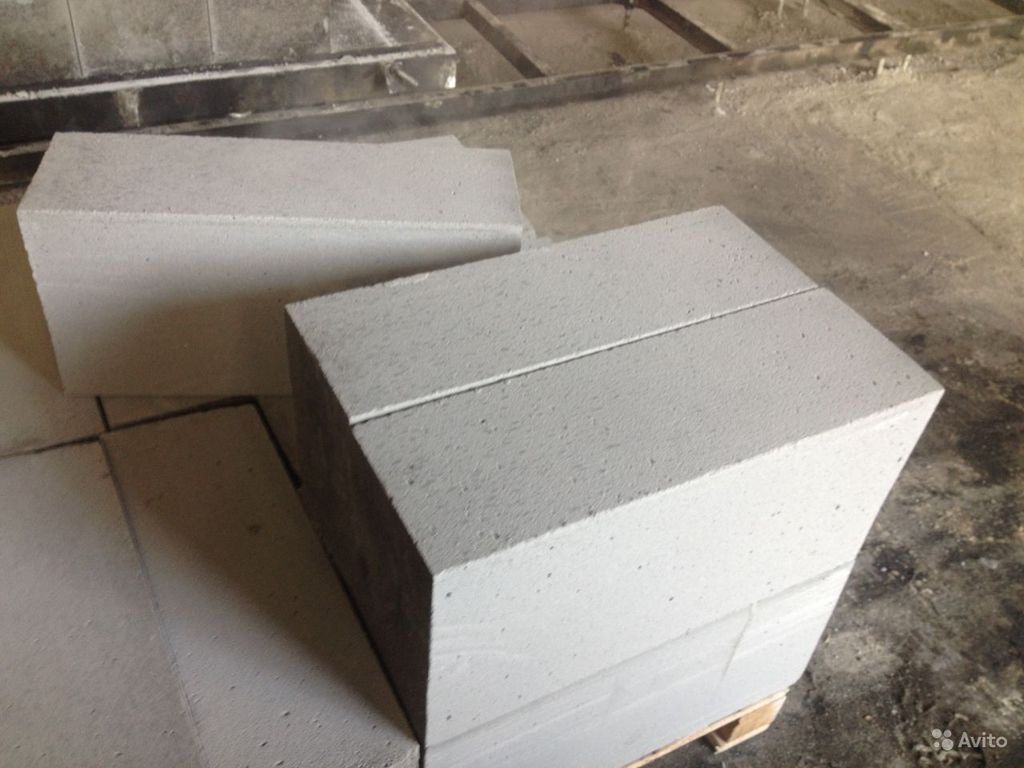 Блоки строительные конструкционные от производителя